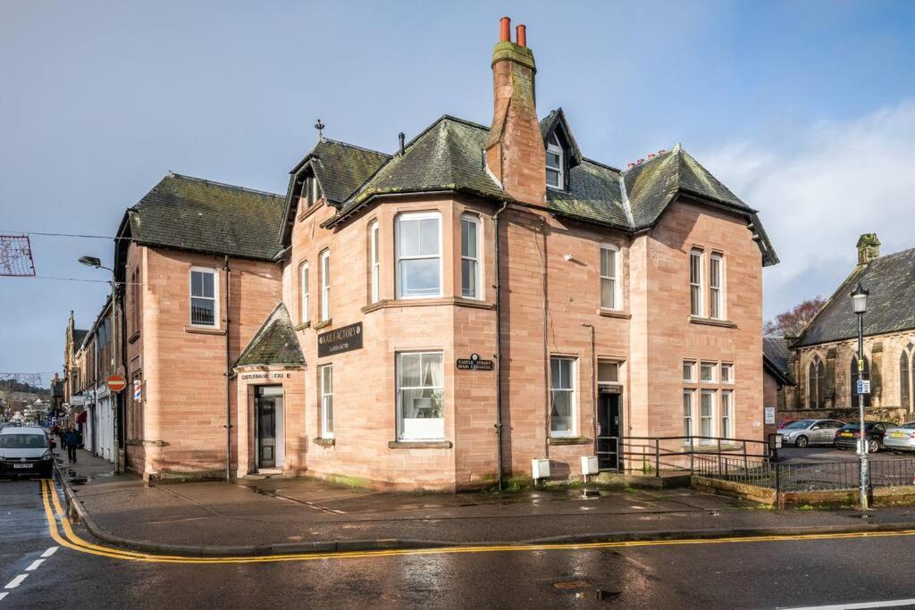 Castlebank House Flats, Dingwall Extérieur photo