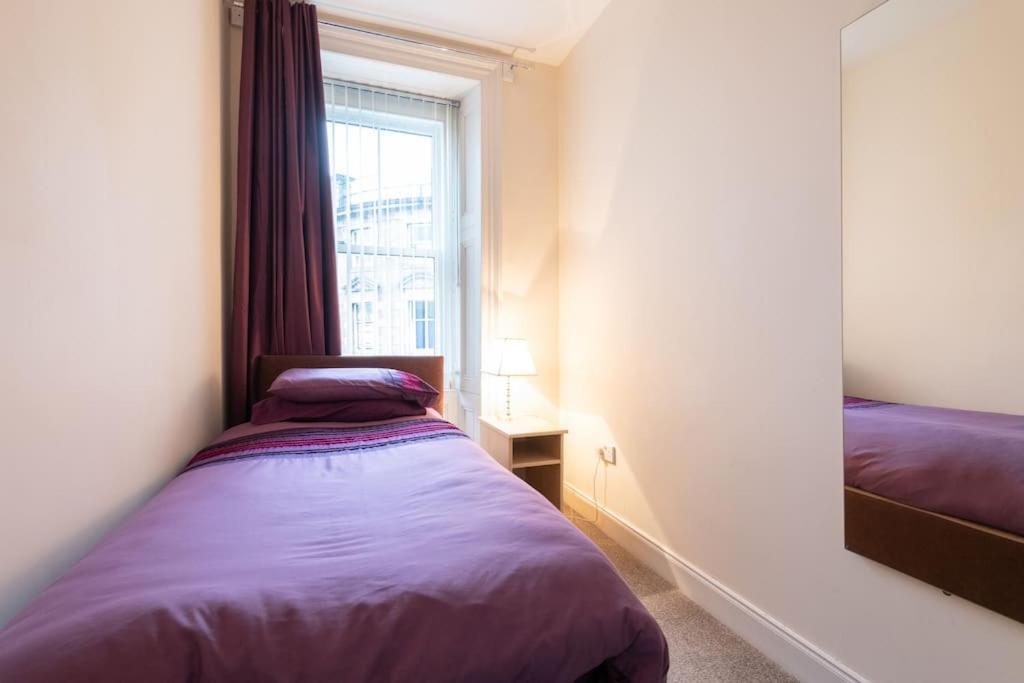 Castlebank House Flats, Dingwall Extérieur photo