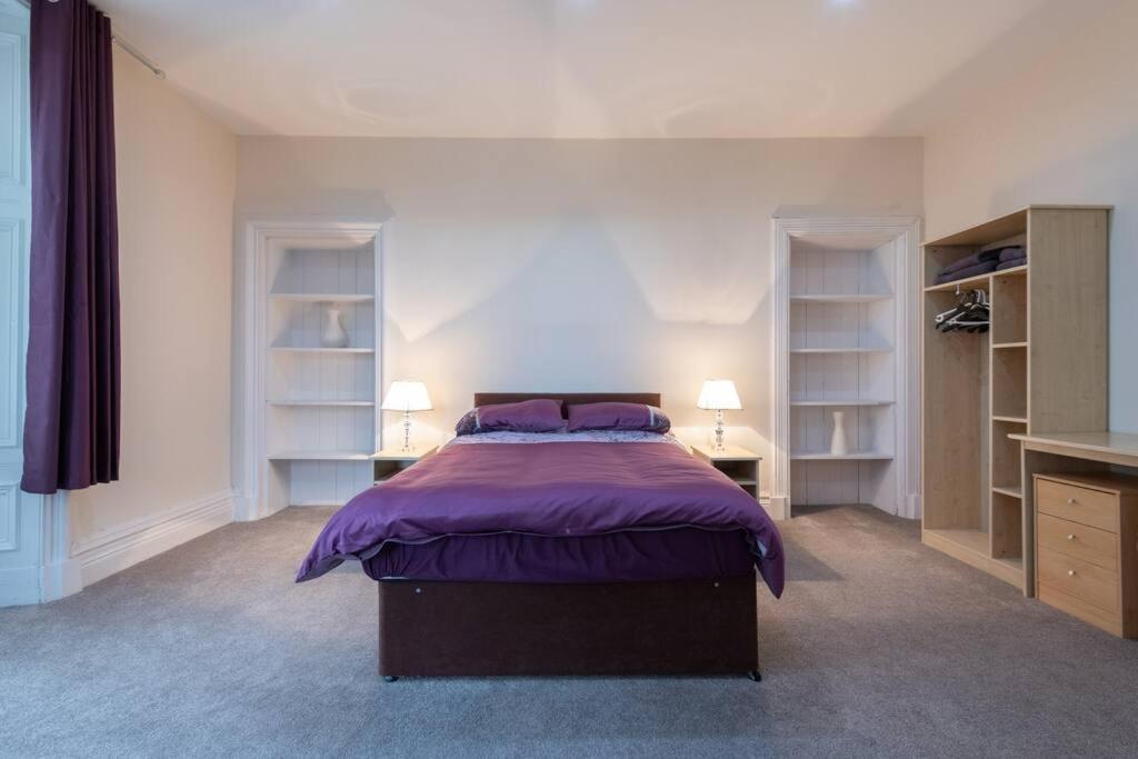 Castlebank House Flats, Dingwall Extérieur photo